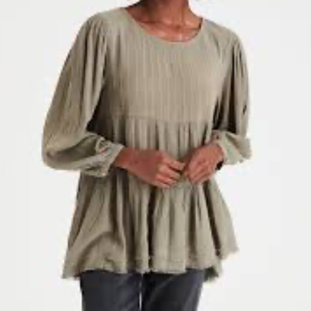 American Eagle Outfitters Green Puff Sleeve Blouse